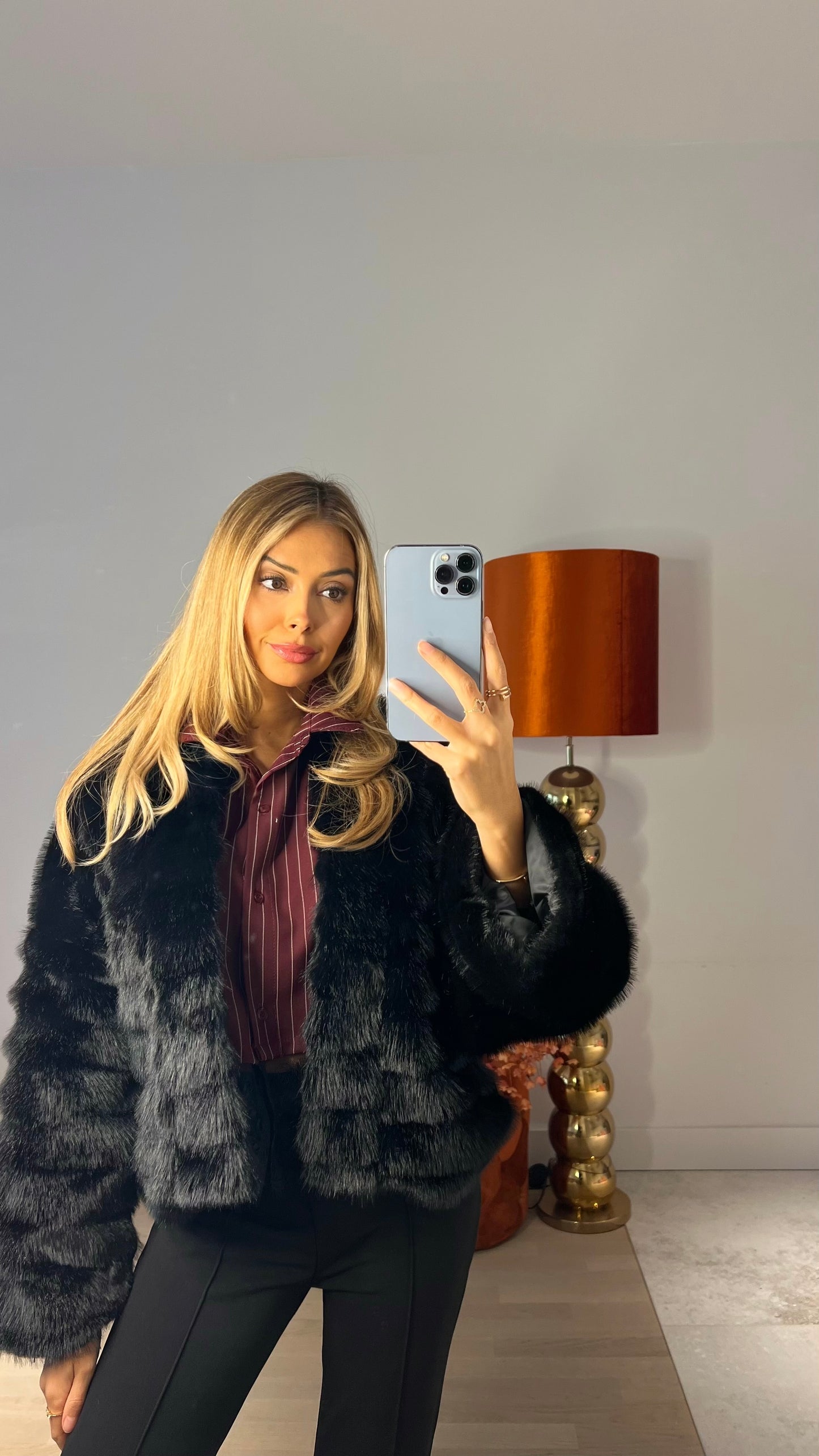 That's Luxe Faux Fur Coat Black