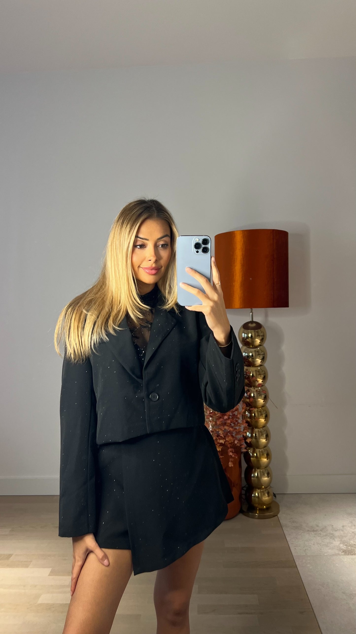 See Me Shine Short Black