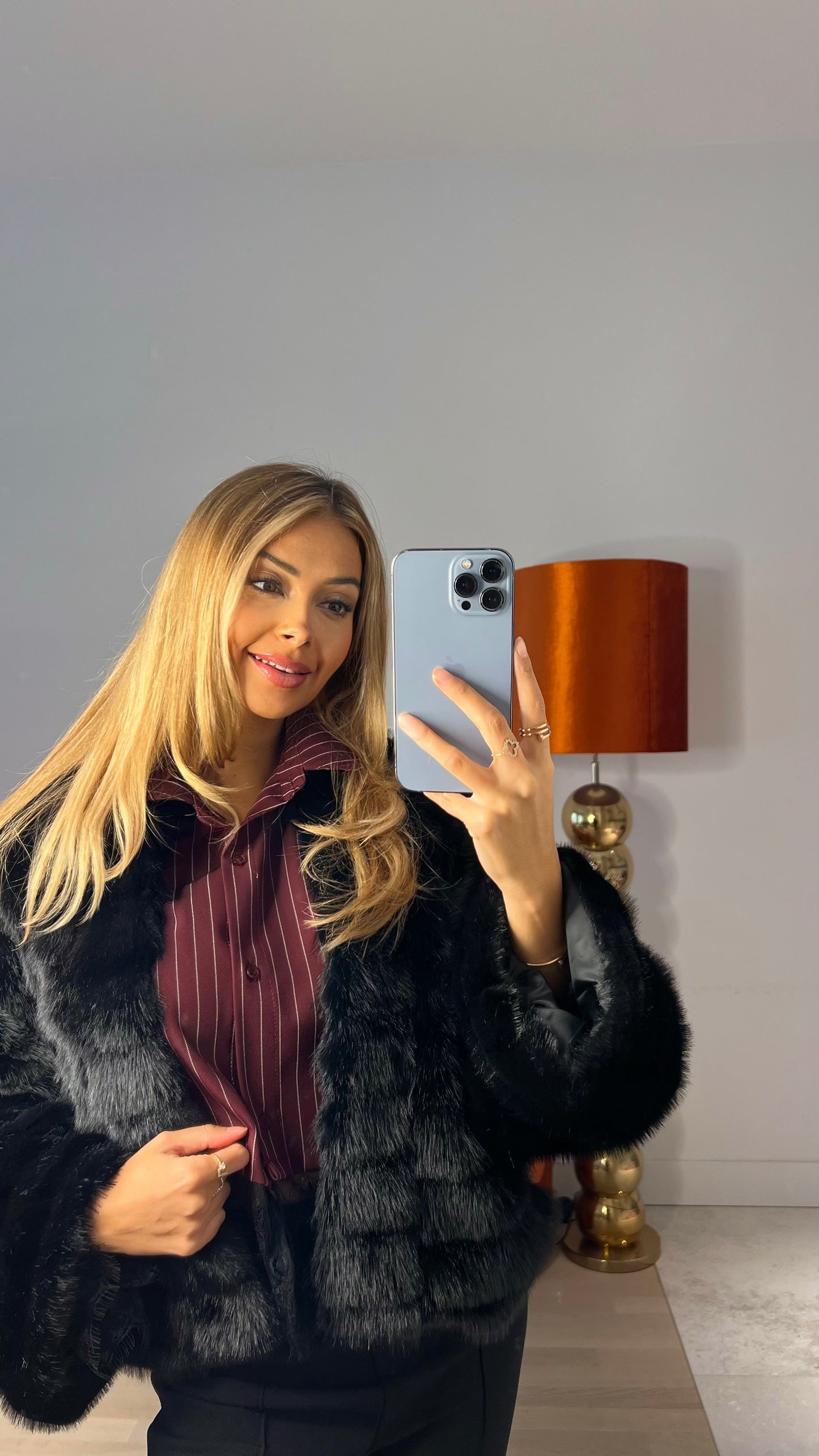 That's Luxe Faux Fur Coat Black